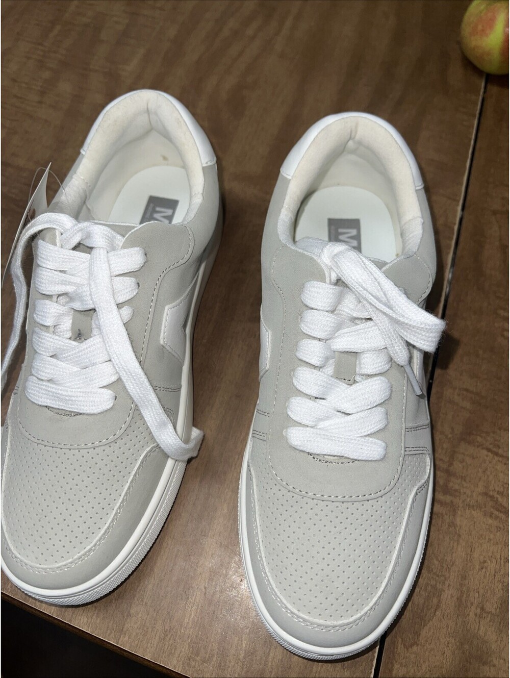 MIA Alta Malta Lace Up Gray White Women's Size 7 Shoes